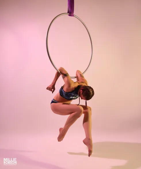 Online Klasse - AERIAL HOOP BASIX (Intro to Hoop/Beginner)