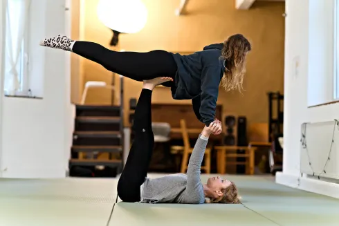 Acro Yoga - Newbies Class