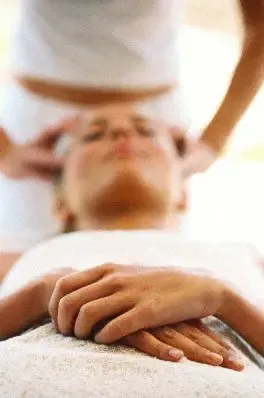 Thai Yoga Massage (90 Minuten)