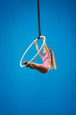 KIDS Aerial Hoop (8+) [EN/DE]